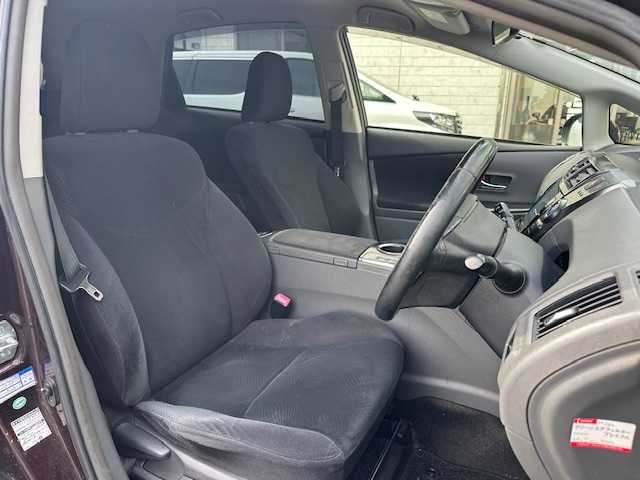 トヨタ プリウス α S チューンブラック 茨城県 2014(平26)年 12.4万km ブラキッシュレッドマイカ 社外ナビ(EX009V)/バックカメラ/ETC/規格外純正17インチアルミ/ステアリングスイッチ