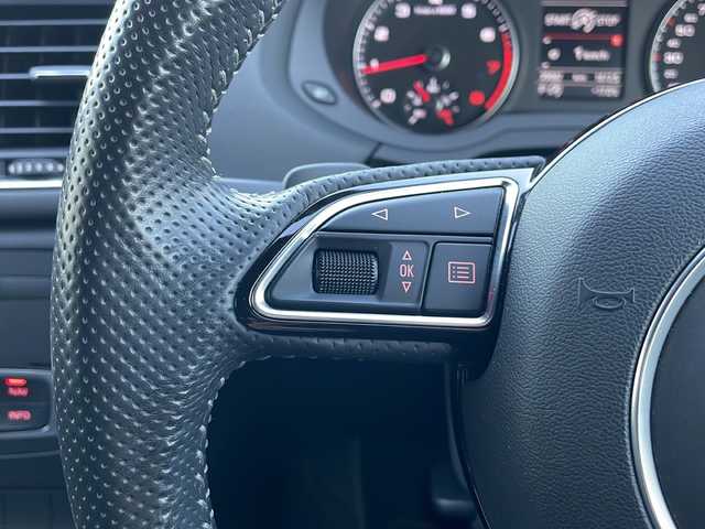 アウディ Ｑ３ 2．0 TFSI クワトロ 170PS Sライン 大阪府 2014(平26)年 2.6万km 黒Ｍ 純正メーカーナビ/バックカメラ/ビルトインETC/RAYs２０インチAW/アイドリングストップ/ルーフレール/LEDヘッドライト/フォグランプ/革巻きステアリング/コーナーセンサー/トノカバー/保証書/取扱説明書/スペアキー1本