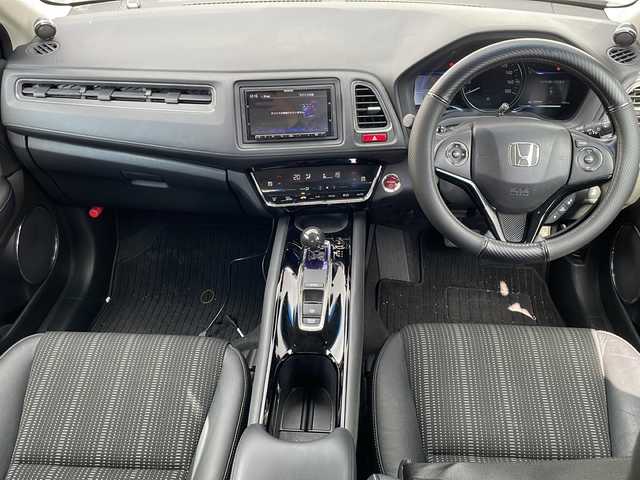 ホンダ ヴェゼル ハイブリッド Z 大阪府 2014(平26)年 11.7万km クリスタルブラックパール ”(株)IDOMが運営する【じしゃロン堺店】の自社ローン専用車両になります。/こちらは現金またはオートローンご利用時の価格です。自社ローンご希望の方は別途その旨お申付け下さい”