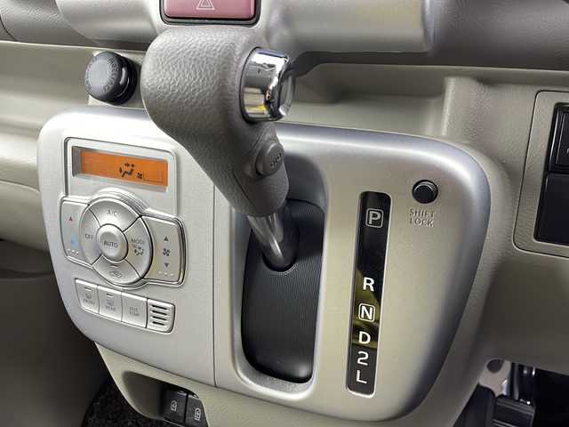 日産 ＮＶ１００クリッパー リオ E 愛知県 2022(令4)年 4万km ムーンライトバイオレット ワンオーナー/純正SDナビ（MJ121D-W）/（iPod・SD・USB・CD・BT・フルセグ・AUX）/パワースライドドア/シートヒーター（D席）/バックカメラ/横滑り防止装置/車線逸脱防止支援システム/低速衝突軽減ブレーキ/コーナーセンサー/盗難防止装置/オートライト/ハロゲンヘッドライト/アイドリングストップ/ステアリングスイッチ/電格ミラー/純正14インチAW/純正フロアマット/純正ドアバイザー/ベンチシート/リアヒーター/ETC/スペアキー有り（1本