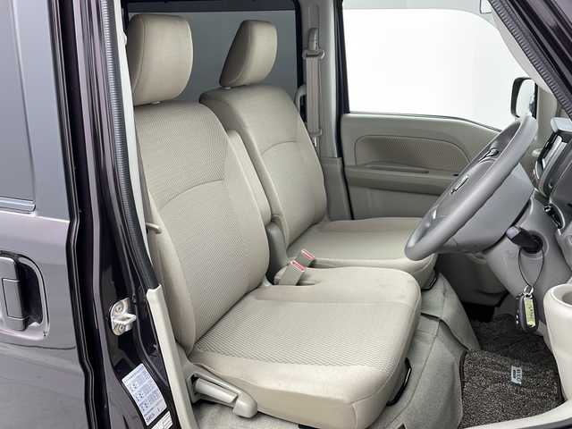 日産 ＮＶ１００クリッパー リオ E 愛知県 2022(令4)年 4万km ムーンライトバイオレット ワンオーナー/純正SDナビ（MJ121D-W）/（iPod・SD・USB・CD・BT・フルセグ・AUX）/パワースライドドア/シートヒーター（D席）/バックカメラ/横滑り防止装置/車線逸脱防止支援システム/低速衝突軽減ブレーキ/コーナーセンサー/盗難防止装置/オートライト/ハロゲンヘッドライト/アイドリングストップ/ステアリングスイッチ/電格ミラー/純正14インチAW/純正フロアマット/純正ドアバイザー/ベンチシート/リアヒーター/ETC/スペアキー有り（1本