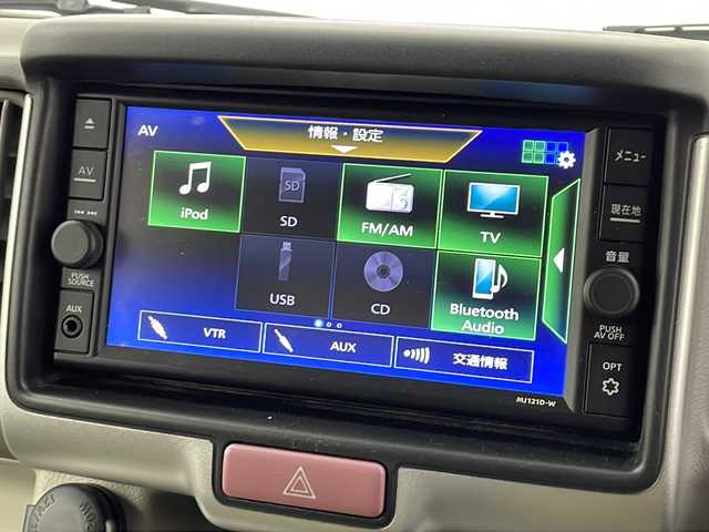 日産 ＮＶ１００クリッパー リオ E 愛知県 2022(令4)年 4万km ムーンライトバイオレット ワンオーナー/純正SDナビ（MJ121D-W）/（iPod・SD・USB・CD・BT・フルセグ・AUX）/パワースライドドア/シートヒーター（D席）/バックカメラ/横滑り防止装置/車線逸脱防止支援システム/低速衝突軽減ブレーキ/コーナーセンサー/盗難防止装置/オートライト/ハロゲンヘッドライト/アイドリングストップ/ステアリングスイッチ/電格ミラー/純正14インチAW/純正フロアマット/純正ドアバイザー/ベンチシート/リアヒーター/ETC/スペアキー有り（1本