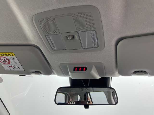 トヨタ ライズ Z 道央・札幌 2025(令7)年 0.1千km ブラックマイカメタリック/シャイニングホワイトパール ・4WD/・純正ディスプレイオーディオ/・BT&USB&フルセグTV&HDMI/・AppleCarPlay&AndroidAuto/・バックカメラ/・スマートアシスト/・レーダークルーズコントロール/・クリアランスソナー/・前席シートヒーター/・ステアリングスイッチ/・アイドリングストップ/・LEDヘッドライト/・オートライト/・オートマチックハイビーム/・プッシュスタート/・スマートキー/・保証書