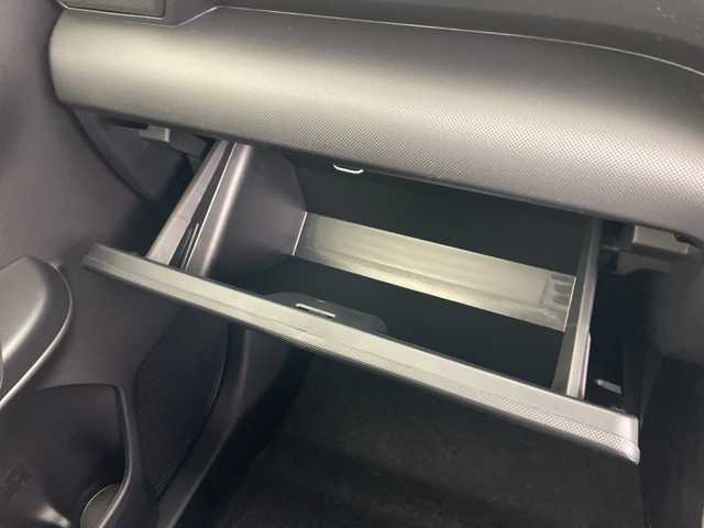 トヨタ ライズ Z 道央・札幌 2025(令7)年 0.1千km ブラックマイカメタリック/シャイニングホワイトパール ・4WD/・純正ディスプレイオーディオ/・BT&USB&フルセグTV&HDMI/・AppleCarPlay&AndroidAuto/・バックカメラ/・スマートアシスト/・レーダークルーズコントロール/・クリアランスソナー/・前席シートヒーター/・ステアリングスイッチ/・アイドリングストップ/・LEDヘッドライト/・オートライト/・オートマチックハイビーム/・プッシュスタート/・スマートキー/・保証書