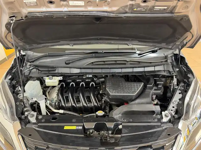 日産 セレナ X V 群馬県 2020(令2)年 8.1万km ダークメタルグレー 安全装備/・衝突軽減ブレーキ/・ブラインドスポットモニター/・アラウンドビューモニター/・コーナーセンサー/・レーンキープアシスト/・オートライト/・クルーズコントロール/純正9インチナビ/・AM/FM/フルセグTV/・Bluetooth/CD/DVD/両側電動スライドドア/ETC/前後ドライブレコーダー/リアカーテン/純正フロアマット/純正16インチアルミホイール/スマートキー/プッシュスタート