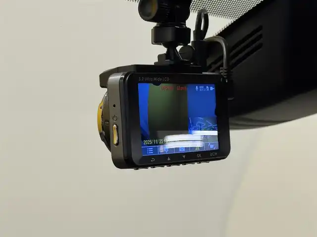 日産 セレナ X V 群馬県 2020(令2)年 8.1万km ダークメタルグレー 安全装備/・衝突軽減ブレーキ/・ブラインドスポットモニター/・アラウンドビューモニター/・コーナーセンサー/・レーンキープアシスト/・オートライト/・クルーズコントロール/純正9インチナビ/・AM/FM/フルセグTV/・Bluetooth/CD/DVD/両側電動スライドドア/ETC/前後ドライブレコーダー/リアカーテン/純正フロアマット/純正16インチアルミホイール/スマートキー/プッシュスタート