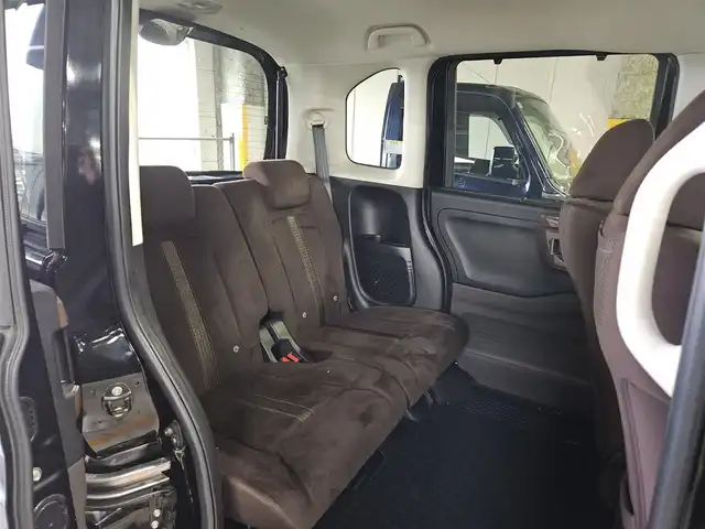 ホンダ Ｎ ＢＯＸ G･L ホンダセンシング カッパーブラウンスタイル 鹿児島県 2019(平31)年 7.1万km クリスタルブラックパール 純正ナビ/フルセグTV/両側パワースライドドア/バックカメラ/ビルトインETC/アダプティブクルーズコントロール/ホンダセンシング/・衝突被害軽減ブレーキ/・車線逸脱防止支援システム/・前後誤発進抑制機能/・標識認識機能/・オートハイビーム/LEDヘッドランプ/ステアリングスイッチ/チップアップ機能付スライドリアシート/純正14インチスチールホイール/スマートキー/プッシュエンジンスタート/禁煙車