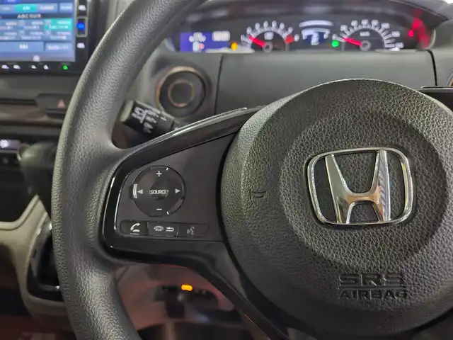 ホンダ Ｎ ＢＯＸ G･L ホンダセンシング カッパーブラウンスタイル 鹿児島県 2019(平31)年 7.1万km クリスタルブラックパール 純正ナビ/フルセグTV/両側パワースライドドア/バックカメラ/ビルトインETC/アダプティブクルーズコントロール/ホンダセンシング/・衝突被害軽減ブレーキ/・車線逸脱防止支援システム/・前後誤発進抑制機能/・標識認識機能/・オートハイビーム/LEDヘッドランプ/ステアリングスイッチ/チップアップ機能付スライドリアシート/純正14インチスチールホイール/スマートキー/プッシュエンジンスタート/禁煙車