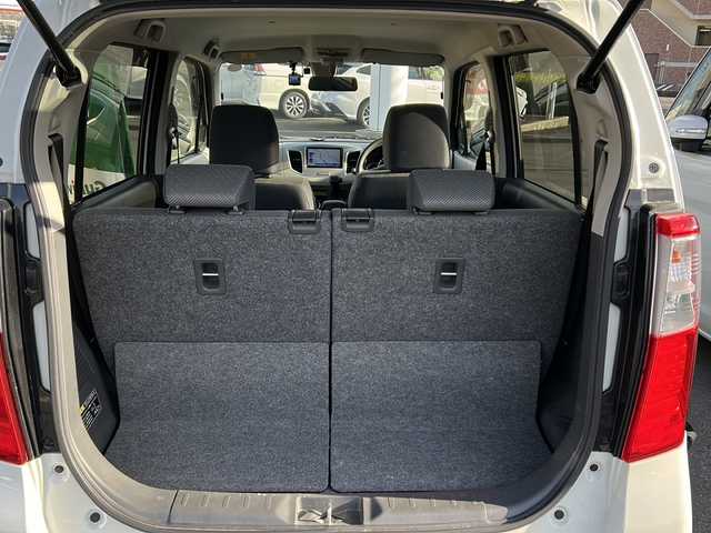 スズキ ワゴンＲ FX 静岡県 2016(平28)年 4.9万km クリスタルホワイトP 社外ナビ（AM FM Bluetooth  フルセグTV 電話 CD DVD SD）/ドライブレコーダー/スマートキー/プッシュスタート/ETC/純正フロアマット/純正アルミホイール/パワーステアリング/アイドリングストップ/ハロゲンヘッドライト/ABS/横滑り防止装置/盗難防止装置/プリクラッシュセーフティ