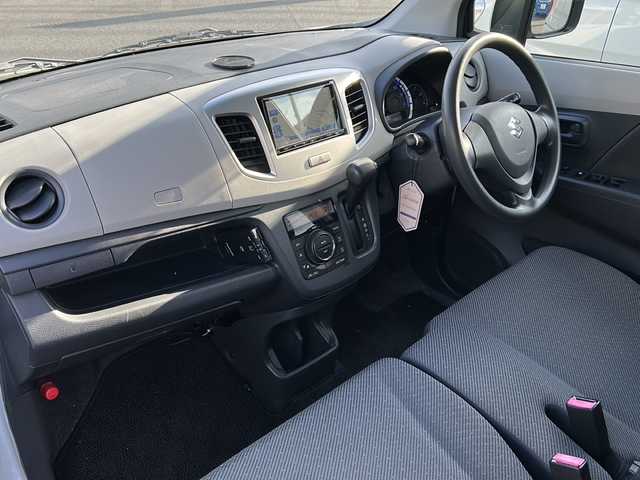 スズキ ワゴンＲ FX 静岡県 2016(平28)年 4.9万km クリスタルホワイトP 社外ナビ（AM FM Bluetooth  フルセグTV 電話 CD DVD SD）/ドライブレコーダー/スマートキー/プッシュスタート/ETC/純正フロアマット/純正アルミホイール/パワーステアリング/アイドリングストップ/ハロゲンヘッドライト/ABS/横滑り防止装置/盗難防止装置/プリクラッシュセーフティ