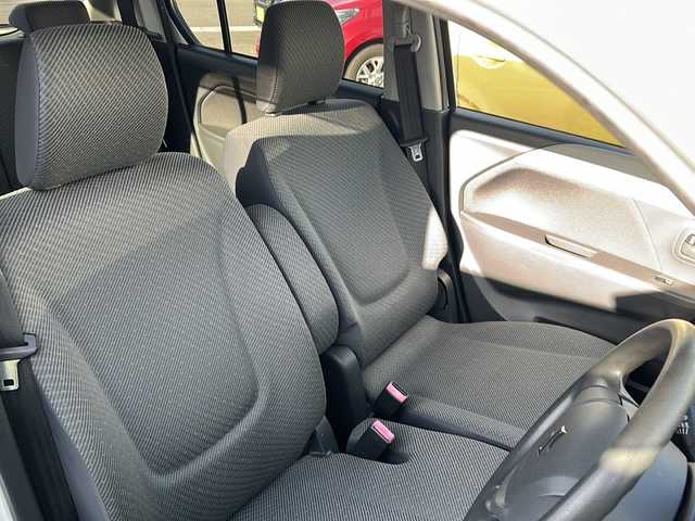 スズキ ワゴンＲ FX 静岡県 2016(平28)年 4.9万km クリスタルホワイトP 社外ナビ（AM FM Bluetooth  フルセグTV 電話 CD DVD SD）/ドライブレコーダー/スマートキー/プッシュスタート/ETC/純正フロアマット/純正アルミホイール/パワーステアリング/アイドリングストップ/ハロゲンヘッドライト/ABS/横滑り防止装置/盗難防止装置/プリクラッシュセーフティ