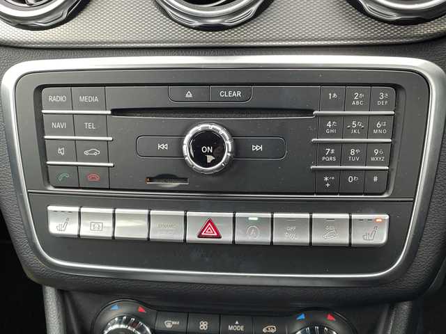 メルセデス・ベンツ ＧＬＡ２２０ 4マチック 青森県 2019(令1)年 4.2万km ポーラホワイト オプション/レーダーセーフティパッケージ/-ブラインドスポットアシスト/-アクティブディスタンスアシストディストロニック/-レーンキーピングアシスト/-PRE SAFE/純正HDDナビ/(CD/DVD/Bluetooth/CarPlay/フルセグTV)/主要装備/バックカメラ/ETC/ドライブレコーダー/パドルシフト/社外AWスタッドレス/純正AWサマータイヤ車載/キーレスゴー/LEDヘッドライト/パークトロニック/シートヒーター/パワーバックドア