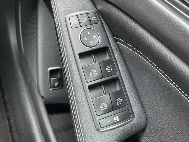 メルセデス・ベンツ ＧＬＡ２２０ 4マチック 青森県 2019(令1)年 4.2万km ポーラホワイト オプション/レーダーセーフティパッケージ/-ブラインドスポットアシスト/-アクティブディスタンスアシストディストロニック/-レーンキーピングアシスト/-PRE SAFE/純正HDDナビ/(CD/DVD/Bluetooth/CarPlay/フルセグTV)/主要装備/バックカメラ/ETC/ドライブレコーダー/パドルシフト/社外AWスタッドレス/純正AWサマータイヤ車載/キーレスゴー/LEDヘッドライト/パークトロニック/シートヒーター/パワーバックドア