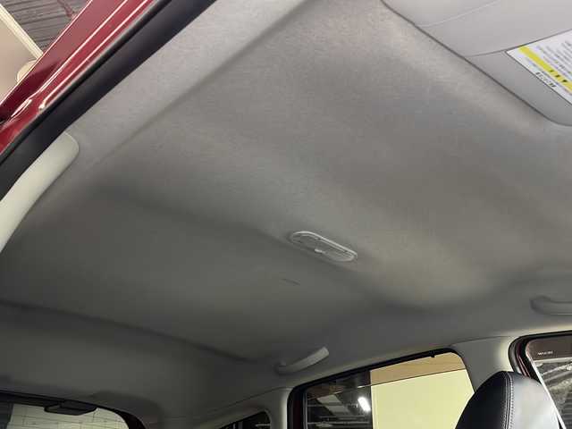 日産 ノート e－パワー メダリスト 広島県 2017(平29)年 4.8万km ガーネットレッド 純正ナビ/アラウンドビューモニター/インテリジェントルームミラー/ドラレコ/ＥＴＣ/フルセグ/コーナーセンサー/オートライト/レーンキープアシスト/フォグランプ/ＬＥＤヘッドライト/衝突軽減/踏み間違い防止/エアバッグ(運転席/助手席)/純正15インチアルミホイール(185/65/R15)