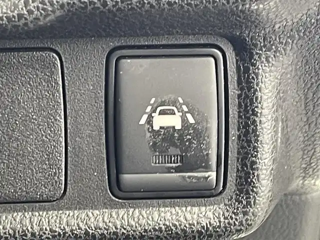 日産 ノート e－パワー メダリスト Bアロー 群馬県 2019(令1)年 4万km ブリリアントホワイトパール/スーパーブラック 2トーン 純正ナビ　全周囲カメラ　電子ミラー　ＥＴＣ　アダプティブクルーズコントロール　衝突被害軽減ブレーキ　レーンアシスト　クリアランスソナー　ＨＩＤライト　オートライト　プッシュスタートボタン　禁煙車