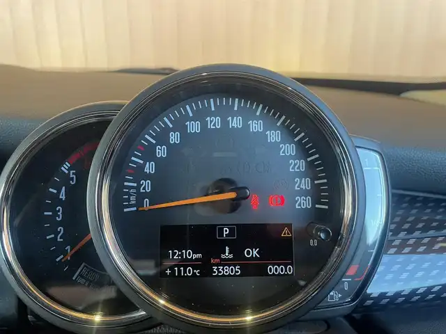 ＭＩＮＩ ミニ クーパー SD 愛知県 2020(令2)年 3.4万km ホワイト・シルバー ペッパーＰＫＧ　/インテリジェントセーフティ　/アクティブクルーズコントロール　/ナビ　/Ｂｌｕｅｔｏｏｔｈ　/バックカメラ　/コーナーセンサー　/コンフォートアクセス　/ＬＥＤオートライト　/ドライブレコーダー
