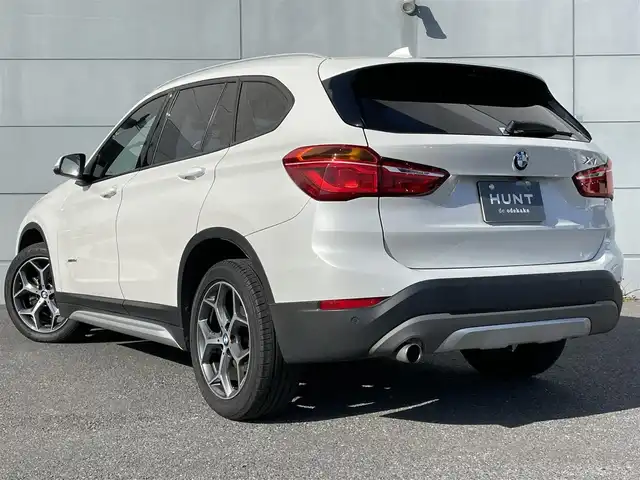 ＢＭＷ Ｘ１ xDrive 18d xライン 千葉県 2017(平29)年 3.7万km 白 4WD/ディーゼルターボ/純正10.25インチHDDナビ/(CD/DCD/BT)/バックカメラ/ハーフレザーシート/電動リアゲート/スマートキー/プッシュスタート/ミラー一体型ビルトインETC/電格ミラー/ウィンカーミラー/オートライト/フォグランプ/バックフォグ/LEDヘッドライト/ステアリングスイッチ/革巻きステアリング/クリランスソナー/ルーフレール/純正18インチアルミホイール/フロアマット