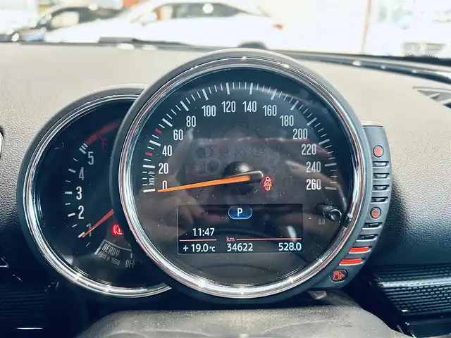ＭＩＮＩ ミニ クラブマン クーパーSD 大阪府 2017(平29)年 3.5万km チリ・レッド ペッパーP/インテリジェントセーフティ/ACC/黒革/パワーシート/Dシートメモリ/シートヒーター/純正ナビ/バックカメラ/純正18インチAW/クリアランスソナー/ETC/USB/AUX/Bluetooth