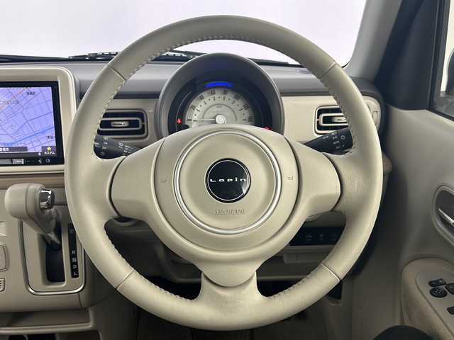 スズキ ラパン X 愛知県 2015(平27)年 6.2万km フレンチミントパールメタリック 純正ＳＤナビ(AVIC-RL09)　/フルセグ/Ｂｌｕｅｔｏｏｔｈ/ＣＤ/ＤＶＤ/ＵＳＢ入力端子　/衝突軽減ブレーキ　/純正アルミホイール　/運転席シートヒーター　/アイドリングストップ　/スマートキー　/ベンチシート　/フロアマット
