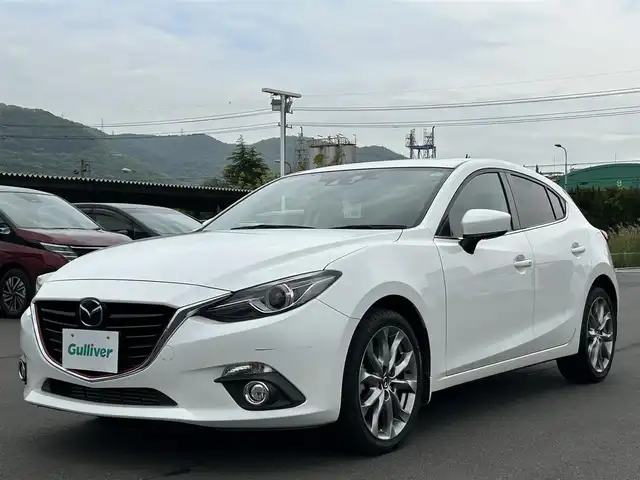 マツダ アクセラ スポーツ XD 岡山県 2014(平26)年 8.2万km スノーフレイクホワイトパールマイカ サンルーフ/純正ナビ　/シートヒーター　/パワーシート　/衝突被害軽減システム　/カーテンエアバック　/横滑り防止装置　/ドライブレコーダー　/ＥＴＣ　/サンルーフ　/クルーズコントロール　/レーンキープアシスト　/バックカメラ