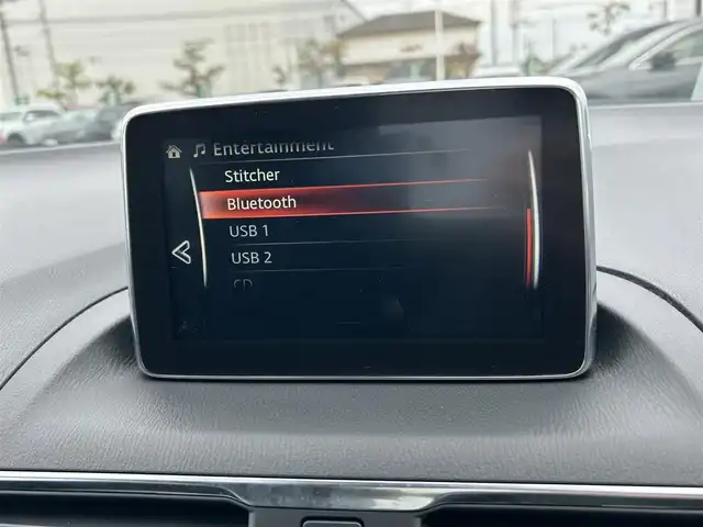 マツダ アクセラ スポーツ XD 岡山県 2014(平26)年 8.2万km スノーフレイクホワイトパールマイカ サンルーフ/純正ナビ　/シートヒーター　/パワーシート　/衝突被害軽減システム　/カーテンエアバック　/横滑り防止装置　/ドライブレコーダー　/ＥＴＣ　/サンルーフ　/クルーズコントロール　/レーンキープアシスト　/バックカメラ