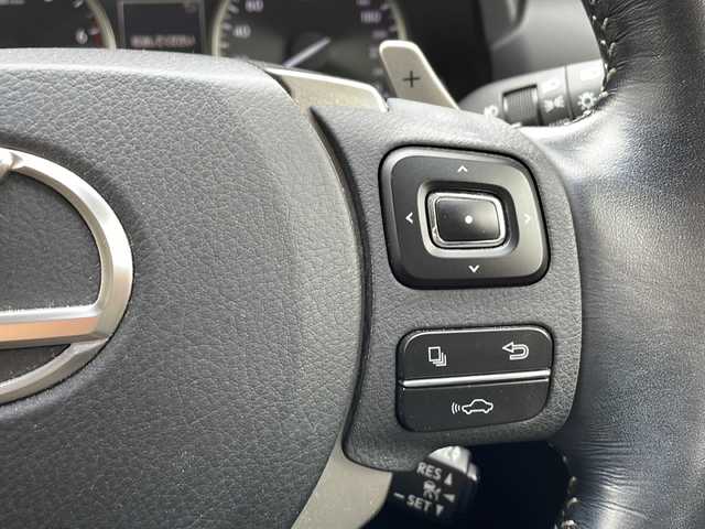 レクサス ＮＸ 200t 兵庫県 2016(平28)年 7.4万km ブラック 純正フルセグ付きナビ/・BT/・CD/DVD/衝突軽減/クルーズコントロール追従あり/プッシュバックドア/アイドリングストップ/シートヒーター/パドルシフト/革巻きステアリング/クリアランスソナー/三眼LEDヘッドライト/パワーシート/ビルトインETC/純正18インチアルミホイール/カーテンエアバック