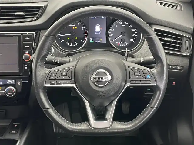 日産 エクストレイル 20Xi 愛知県 2018(平30)年 5万km ブリリアントホワイトパール 純正９型ナビ　フルセグＴＶ　ＢＴ　プロパイロット　全方位カメラ　デジタルインナーミラー　黒合皮　シートヒーター　電度リアゲート　電動パーキング　ＬＥＤオートライト　衝突軽減装置　追従クルコン　クイックコンフォートシートヒーター　コーナーセンサー　ミラーヒーター　禁煙車