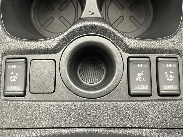 日産 エクストレイル 20Xi 愛知県 2018(平30)年 5万km ブリリアントホワイトパール 純正９型ナビ　フルセグＴＶ　ＢＴ　プロパイロット　全方位カメラ　デジタルインナーミラー　黒合皮　シートヒーター　電度リアゲート　電動パーキング　ＬＥＤオートライト　衝突軽減装置　追従クルコン　クイックコンフォートシートヒーター　コーナーセンサー　ミラーヒーター　禁煙車