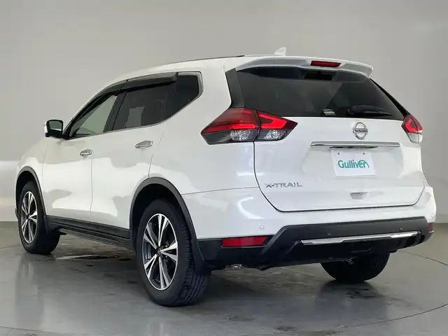 日産 エクストレイル 20Xi 愛知県 2018(平30)年 5万km ブリリアントホワイトパール 純正９型ナビ　フルセグＴＶ　ＢＴ　プロパイロット　全方位カメラ　デジタルインナーミラー　黒合皮　シートヒーター　電度リアゲート　電動パーキング　ＬＥＤオートライト　衝突軽減装置　追従クルコン　クイックコンフォートシートヒーター　コーナーセンサー　ミラーヒーター　禁煙車