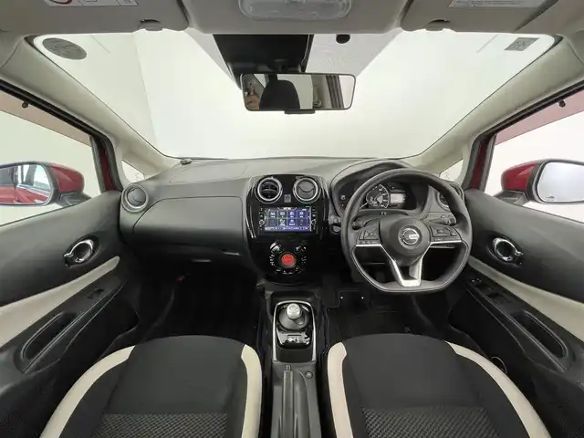 日産 ノート e－パワー X 群馬県 2018(平30)年 4万km ガーネットレッド 純正７インチナビ　アラウンドビューモニター　エマージェンシーブレーキ　クルーズコントロール　車線逸脱警報　デジタルインナーミラー　コーナーセンサー　ＬＥＤヘッドライト　ドライブレコーダー　ＥＴＣ　禁煙