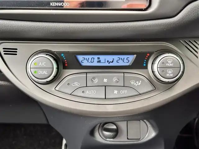 トヨタ ヴィッツ GRMNターボ 宮城県 2018(平30)年 0.6万km スーパーホワイトⅡ 限定150台/スーパーチャージャー/6速MT/社外ナビ/・CD/DVD/・Bluetooth/・フルセグTV/ETC/ドライブレコーダー/革巻きステアリング/ステアリングスイッチ/LEDヘッドランプ/フォグランプ/オートライト/電動格納ミラー/純正17インチAW（BBS製）/純正フロアマット/トノカバー/W/サイド/カーテン/ニーエアバッグ