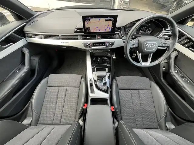 アウディ Ａ４ 40TDIクワトロ Sライン 静岡県 2022(令4)年 2.2万km ミトスブラックメタリック マトリクスLEDヘッドライト/ハーフレザーシート/電動リアゲート/サイドアシスト/バーチャルコックピット/MMI/(Bluetooth/CarPlay/フルセグ)/衝突被害軽減システム/360°カメラ/アダプティブクルーズコントロール/レーンキープアシスト/パーキングアシスト/メモリー付パワーシート/全席シートヒーター/アドバンストキー/ETC2.0/ドライブレコーダー/純正フロアマット/純正18インチアルミホイール/保証書/取扱説明書