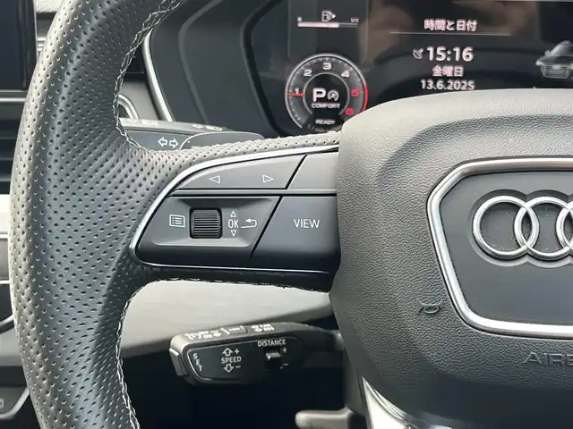 アウディ Ａ４ 40TDIクワトロ Sライン 静岡県 2022(令4)年 2.2万km ミトスブラックメタリック マトリクスLEDヘッドライト/ハーフレザーシート/電動リアゲート/サイドアシスト/バーチャルコックピット/MMI/(Bluetooth/CarPlay/フルセグ)/衝突被害軽減システム/360°カメラ/アダプティブクルーズコントロール/レーンキープアシスト/パーキングアシスト/メモリー付パワーシート/全席シートヒーター/アドバンストキー/ETC2.0/ドライブレコーダー/純正フロアマット/純正18インチアルミホイール/保証書/取扱説明書