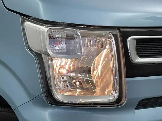 スズキ ワゴンＲ HYBRID FX 新潟県 2018(平30)年 3.2万km フィズブルーパールメタリック スズキセーフティーサポート/・自動ブレーキサポート/・車線逸脱警報機能/・ふらつき警報機能/・ハイビームアシスト機能/・オートライト/・ヘッドアップディスプレイ/ケンウッド社外ナビ/・AM/FM/CD/・SD/USB/ワンセグTV/前後ドライブレコーダー/運転席シートヒーター/純正ドアバイザー/スマートキー/プッシュスタート/電動格納ドアミラー