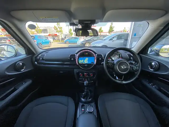ＭＩＮＩ ミニ クラブマン クーパー 福岡県 2017(平29)年 6.8万km メルティングシルバーM ACC/コンフォートアクセス/純正ナビ/バックカメラ/オートラート/ミラー型ETC/前後ドラレコ