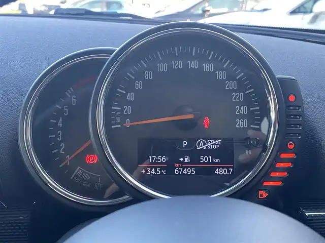 ＭＩＮＩ ミニ クラブマン クーパー 福岡県 2017(平29)年 6.8万km メルティングシルバーM ACC/コンフォートアクセス/純正ナビ/バックカメラ/オートラート/ミラー型ETC/前後ドラレコ