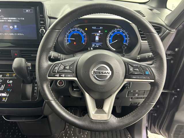 日産 ルークス HWS Gターボ プロパイロットED 三重県 2020(令2)年 3.3万km パープルⅡ 禁煙車/純正９インチナビ/CD/DVD/BT/MSV/フルセグTV/アラウンドビューモニター　/両側パワースライドドア　/ナビ連動ドライブレコーダー　/クリアランスソナー　/ステアリングリモコン　/リアサーキュレーター　/ＥＴＣ　/ＬＥＤライト/オートハイビーム/後席USBポート有り/フォグライト/取説・保証書