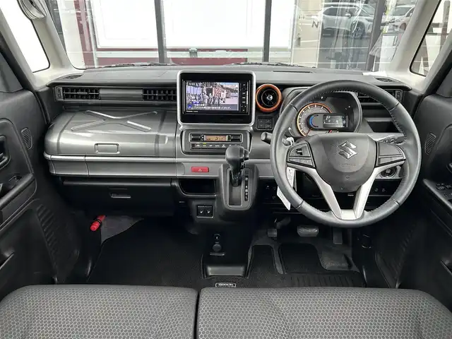 スズキ スペーシア ギア HYBRID XZ 千葉県 2019(平31)年 5.1万km ツールグリーンパールメタリック/ガンメタリック2トーンルーフ 社外SDナビ/(FM/AM/フルセグ/CD/DVD/Bluetooth)/全方位カメラ/衝突被害軽減システム/車線逸脱警報/両側パワースライドドア/横滑り防止装置/ビルトインETC/ドライブレコーダー/アイドリングストップ/LEDヘッドライト/フォグランプ/オートライト/ウィンカーミラー/電動格納ミラー/純正14インチAW/シートヒーター/シートリフター/プッシュスタート/スマートキー/スペアキー/フロアマット/取扱説明書/保証書
