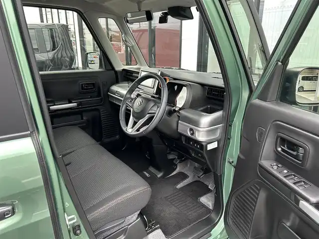 スズキ スペーシア ギア HYBRID XZ 千葉県 2019(平31)年 5.1万km ツールグリーンパールメタリック/ガンメタリック2トーンルーフ 社外SDナビ/(FM/AM/フルセグ/CD/DVD/Bluetooth)/全方位カメラ/衝突被害軽減システム/車線逸脱警報/両側パワースライドドア/横滑り防止装置/ビルトインETC/ドライブレコーダー/アイドリングストップ/LEDヘッドライト/フォグランプ/オートライト/ウィンカーミラー/電動格納ミラー/純正14インチAW/シートヒーター/シートリフター/プッシュスタート/スマートキー/スペアキー/フロアマット/取扱説明書/保証書