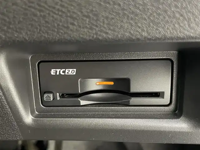 日産 セレナ e－パワー ハイウェイスター V 茨城県 2024(令6)年 0.9万km プリズムホワイト 12.3型NissanConnectナビゲーションシステム/アラウンドビューモニター/フルセグ/ワイヤレス充電器/インテリジェントルームミラー/プロパイロット/衝突被害軽減ブレーキ/車線逸脱抑制装置/オートマチックハイビーム/BSI/ソナー/両側電動スライドドア/ETC2.0/ドラレコ/純正15インチAW/LEDヘッドライト/スマートキー