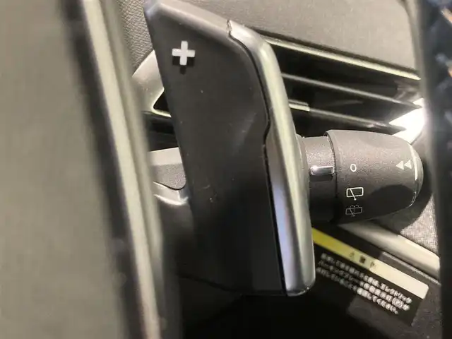 プジョー ５００８ GT ブルーHDi 熊本県 2020(令2)年 2.6万km エメラルドクリスタル ・スマートキー/・プッシュスタート/・パノラマサンルーフ /・アクティブセーフティブレーキ/・疲労検知/・ディレクショナルヘッドライト/・インテリジェントハイビーム/・レーンキープアシスト/・パーキングセンサー/・ブラインドスポットモニター/・ハーフレザーシート/・D席パワーシート/・前席シートヒーター /・純正ディスプレイオーディオ/　【Bluetooth・USB・AppleCarPlay・AndroidAuto】/・バックカメラ/・左サイドカメラ/・ETC/・ドライブレコーダー(前方録画)/・パワーバックドア/・LEDヘッドランプ/・LEDフォグランプ/・純正マット/・保証書/取説