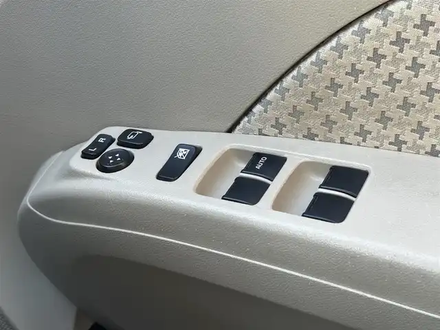 スズキ アルト G 兵庫県 2010(平22)年 4.1万km シルキーシルバーメタリック ワンオーナー/ベンチシート/電動格納ミラー/純正フロアマット/ドアバイザー/取扱説明書・保証書