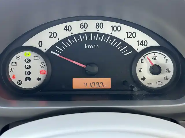 スズキ アルト G 兵庫県 2010(平22)年 4.1万km シルキーシルバーメタリック ワンオーナー/ベンチシート/電動格納ミラー/純正フロアマット/ドアバイザー/取扱説明書・保証書