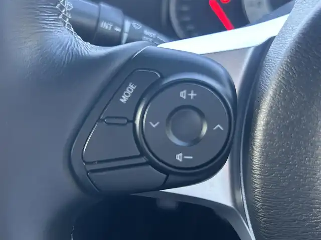トヨタ ８６ GT リミテッド ブラックPKG 大阪府 2018(平30)年 2.1万km クリスタルホワイトパール ナビ　/フルセグ　/Ｂｌｕｅｔｏｏｔｈ　/バックカメラ　/ハーフレザーシート　/シートヒーター　/ブレンボキャリパー/ドライブレコーダー/クルーズコントロール　/ＬＥＤヘッドライト　/オートライト　/純正マット　/バイザー　/ＥＴＣ
