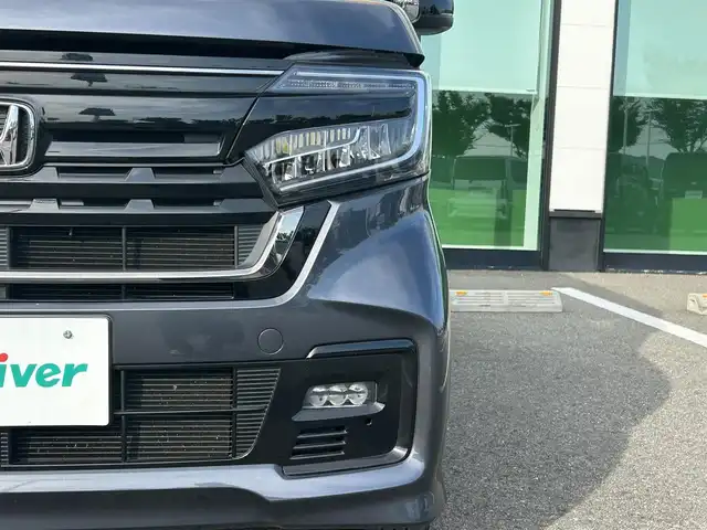 ホンダ Ｎ ＢＯＸ カスタム L スタイル+ブラック 和歌山県 2022(令4)年 7.2万km メテオロイドグレーメタリック 社外9インチナビ（AVIC-RQ912）/バックカメラ/フルセグTV/衝突軽減ブレーキ/レーンキープアシスト/後方コーナーセンサー/オートライト/レーダークルコン/フリップダウンモニター（TVW-FW1020）/ビルトインETC/ドラレコ/両側パワスラ/シートヒーター/シーケンシャルヘッドライト/LEDヘッドライト/フォグランプ/電動パーキング/プッシュスタート