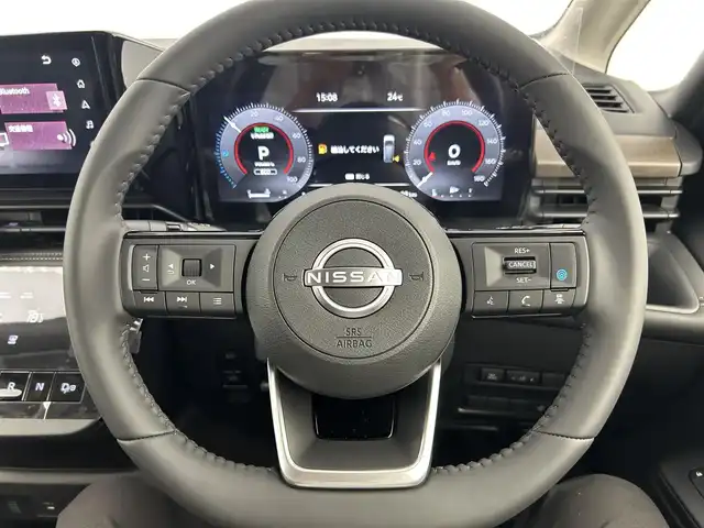 日産 セレナ e－パワー ハイウェイスター V 千葉県 2025(令7)年 0.1千km パールⅡ 登録済未使用車/エマージェンシーブレーキ/・プロパイロット/・レーンキープアシスト/・車線逸脱警報システム/・ブラインドスポットモニター/・クリアランスソナー/純正12.3インチコネクティッドナビ/・USB/Bluetooth/フルセグTV/・アラウンドビューモニター/・ビルトインETC2.0/・インテリジェントルームミラー/・純正前後ドライブレコーダー/両側電動ドア/革巻きステアリング/・ステアリングスイッチ/電子パーキング/・ブレーキホールド/ハーフレザーシート/左右独立エアコン/置くだけ充電/オートライト/・オートマチックハイビーム/・LEDヘッドライト/・LEDフォグランプ/純正16インチAW/電動格納ウインカーミラー/プッシュスタート/・スマートキー/・スペアキー/取扱説明書、新車時保証書