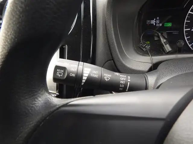 日産 ノート e－パワー X 千葉県 2017(平29)年 5.4万km ブリリアントホワイトパール エマージェンシーブレーキ/社外メモリーナビ/ワンセグTV/【DVD/CD再生機能　Bluetooth接続】/アラウンドビューモニター/ドライブレコーダー/ETC/LEDヘッドライト/ウインカーミラー/コーナーセンサー/インテリジェントキー
