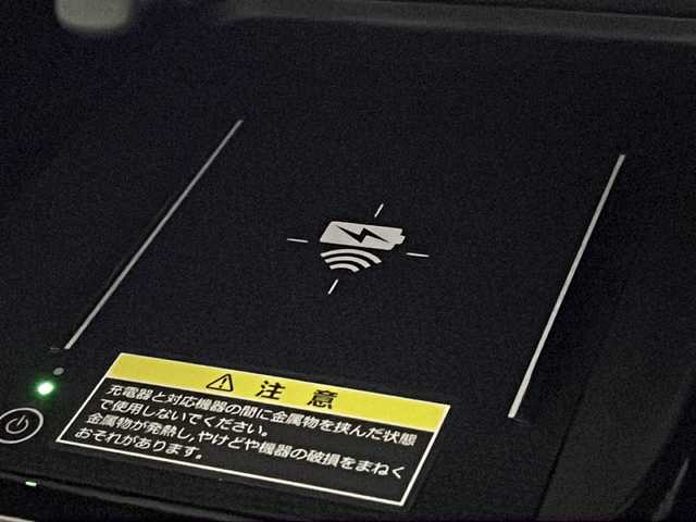ホンダ ヴェゼル ハイブリッド e:HEV Z 広島県 2025(令7)年 0.1千km クリスタルブラックパール 登録済未使用車/9型Honda CONNECTディスプレイ/パワーテールゲート/ハーフレザーシート/シートヒーター/ステアリングヒーター/減速セレクター/バックカメラ/ヒルディセントコントロール/ホンダセンシング/・衝突軽減ブレーキ/・誤発進抑制機能/・車線逸脱警報/・パーキングセンサー/・アダプティブクルーズコントロール/・アダプティブドライビングビーム/・ブラインドスポットインフォメーション/ETC2.0/ワイヤレス充電/USB入力端子