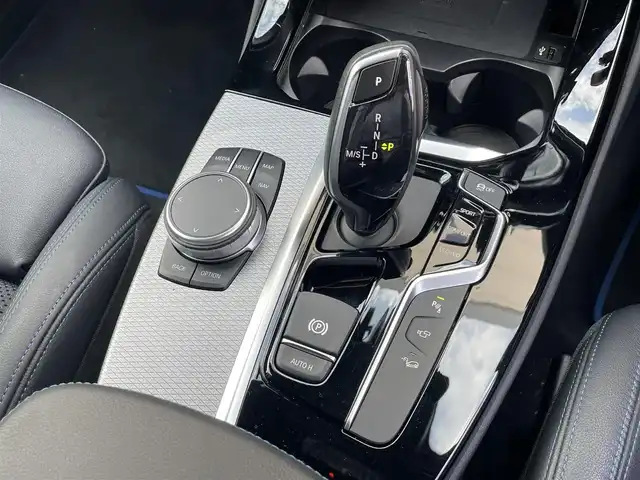 ＢＭＷ Ｘ３ xDrive20d Mスポーツ 岡山県 2019(令1)年 4.5万km サファイアブラックP HUD/ACC/オートライト/AHB/ワイヤレスチャージ/360°カメラ/ブレーキオートホールド/iDrive6/Msport専用シート/シートヒーター/アダプティブLEDヘッドライト/フォグライト/SOSコールシステム/トリプルゾーンオートエアコン/フルセグTV/USB/音楽ライブラリ/Bluetooth/アイドリングストップ/パワーテールゲート/ETC/歩行者警告/衝突警告/車線逸脱警告/車線変更警告/側面衝突警告/ステアリングサポート/ブーレーキAH/ヒルディセントコントロール/PDC