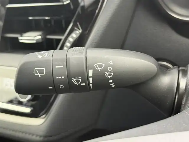トヨタ ＧＲカローラ RZ 愛知県 2024(令6)年 3万km グレー 6MT車/4WD/ターボ/GR仕様車/　　・リヤスポイラー/　　・専用ブレーキキャリパー/　　・専用フロアマット/トヨタセーフティセンス/　　・プリクラッシュセーフティ/　　・レーダークルーズコントロール/　　・レーントレーシングアシスト/　　・レーンディバーチャーアラート/　　・オートマチックハイビーム/純正10.5インチナビ/　　BT/フルセグ/JBLサウンドシステム/バックカメラ/ビルトインETC2.0/革巻きステアリング/ステアリングリモコン/ステアリングヒーター/ハーフレザーシート/シートヒーター/純正LEDヘッドライト/フォグランプ/純正18インチアルミホイール